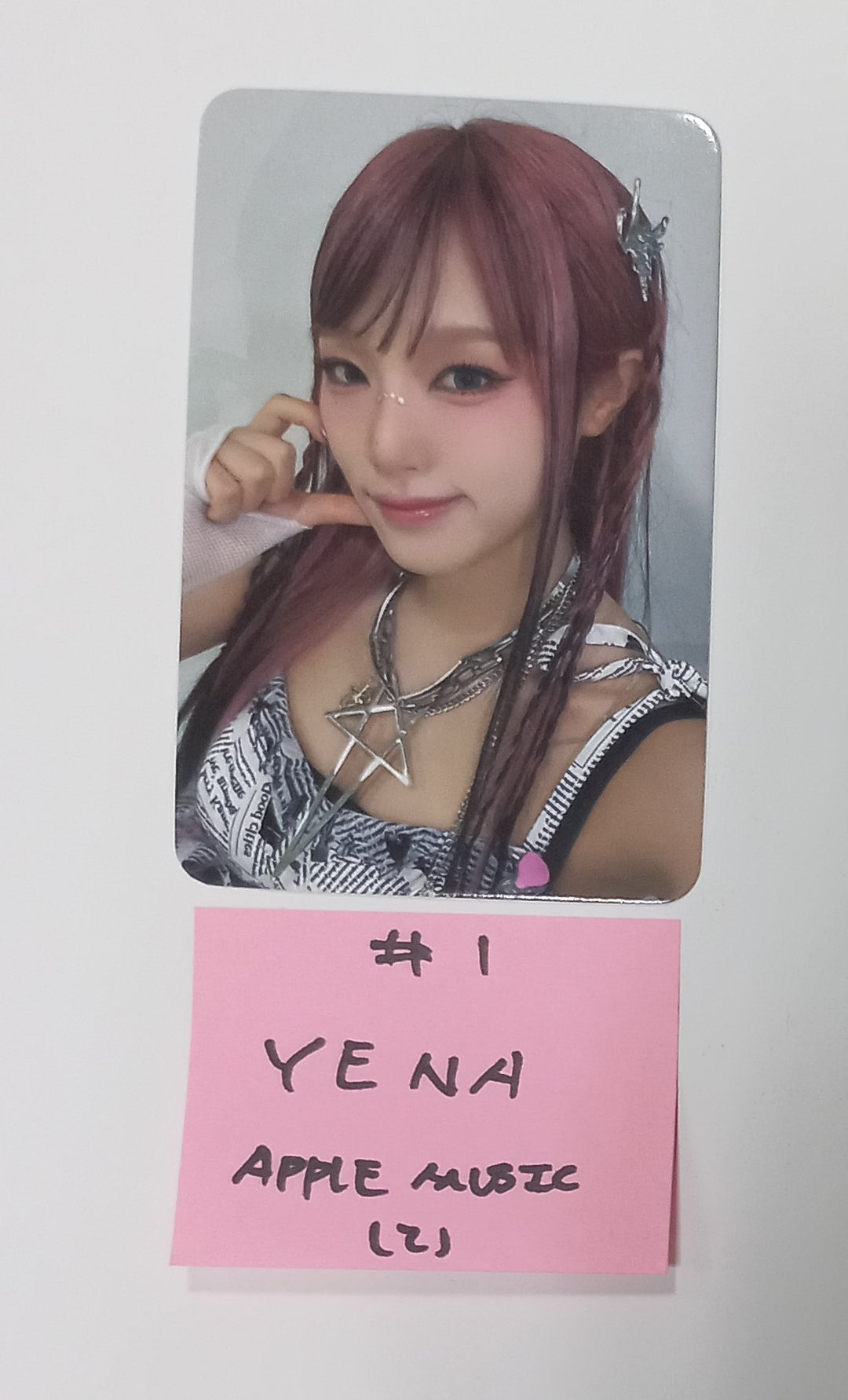 YENA "Good Morning" - Apple Music Fansign Event Photocard Round 2 [24.2.14] - HALLYUSUPERSTORE