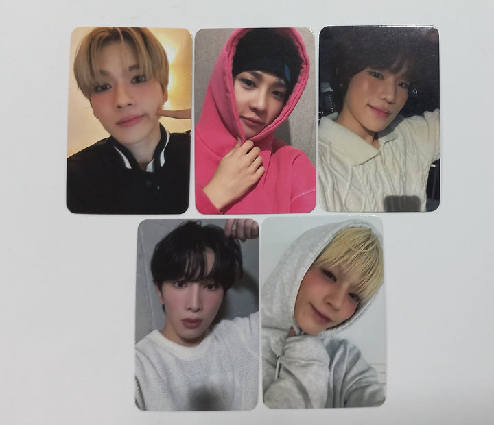 POW "Favorite" 1st EP - Apple Music Fansign Event Photocard [24.2.19] - HALLYUSUPERSTORE