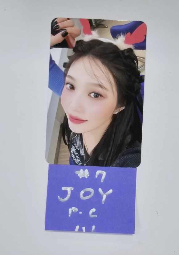 Red Velvet "Pink Christmas" - Official Trading Photocard [24.2.19] - HALLYUSUPERSTORE