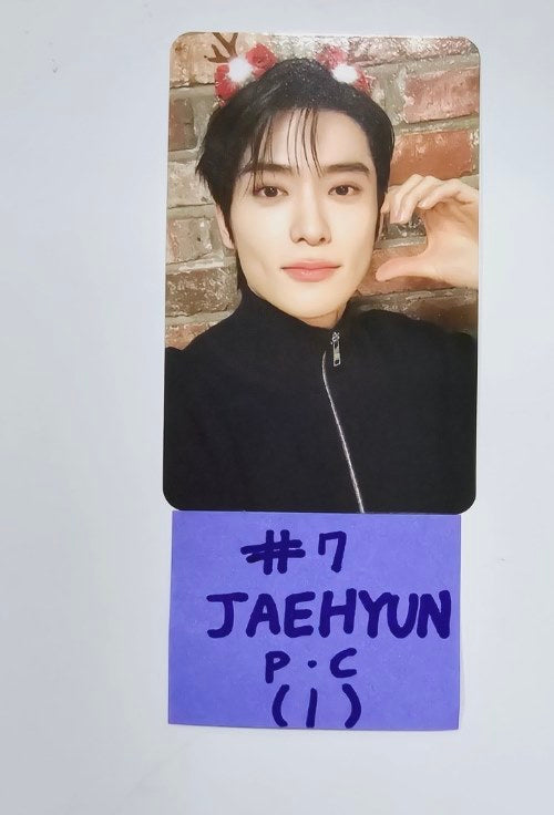 NCT 127 "Pink Christmas" - Official Trading Photocard [24.2.19] - HALLYUSUPERSTORE