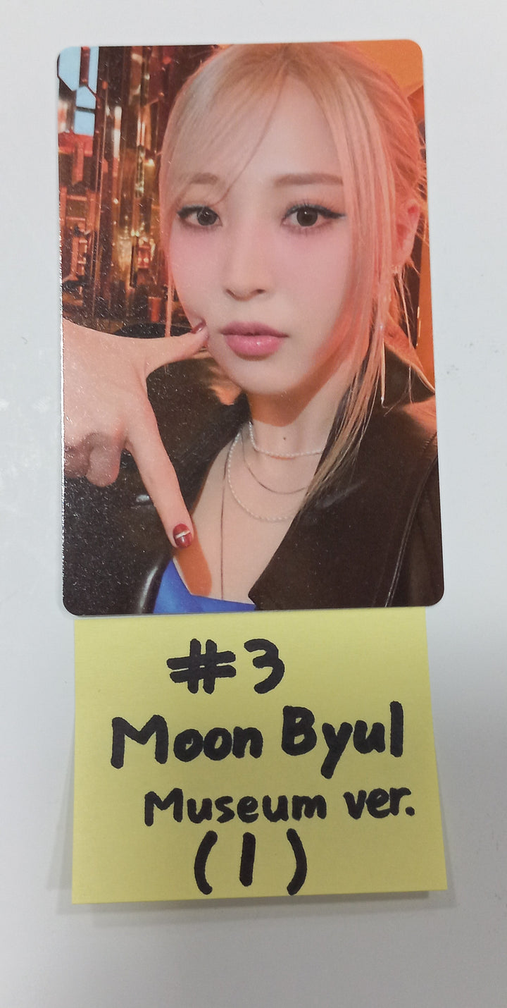 MOONBYUL "Starlit of Muse" - Official Photocard [Museum Ver.] [24.2.22] - HALLYUSUPERSTORE