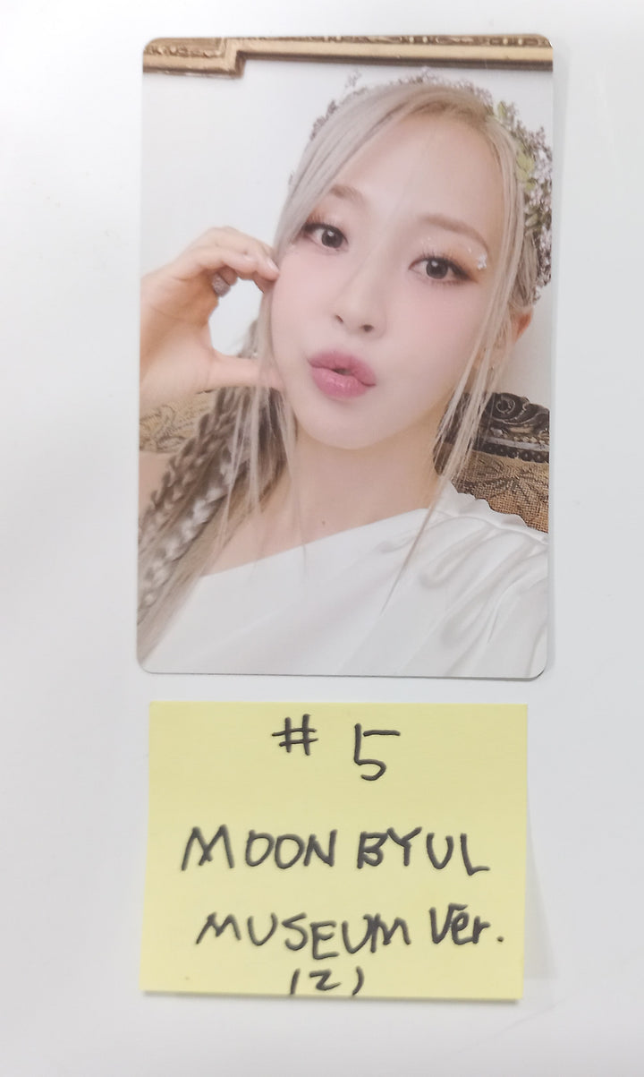MOONBYUL "Starlit of Muse" - Official Photocard [Museum Ver.] [24.2.22] - HALLYUSUPERSTORE