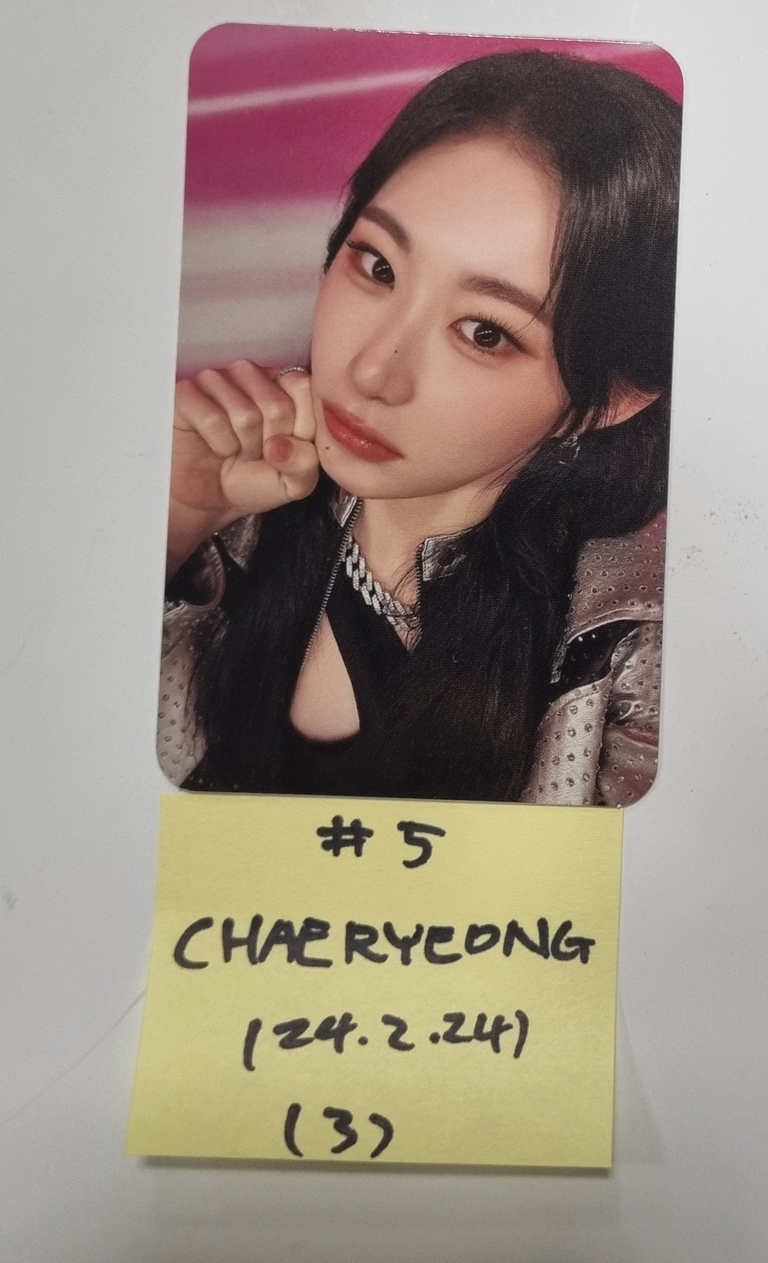 Itzy "BORN To BE" 2ND WORLD TOUR - Official Trading Photocard [24.2.24] - HALLYUSUPERSTORE