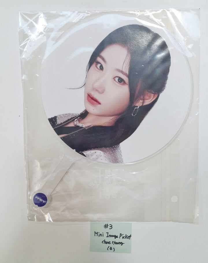Itzy "BORN To BE" 2ND WORLD TOUR - Official MD [Image Picket, Picket Cover, Holder Strap, Phone Tab, ID Set, Special Ticket Set] [24.2.24] - HALLYUSUPERSTORE