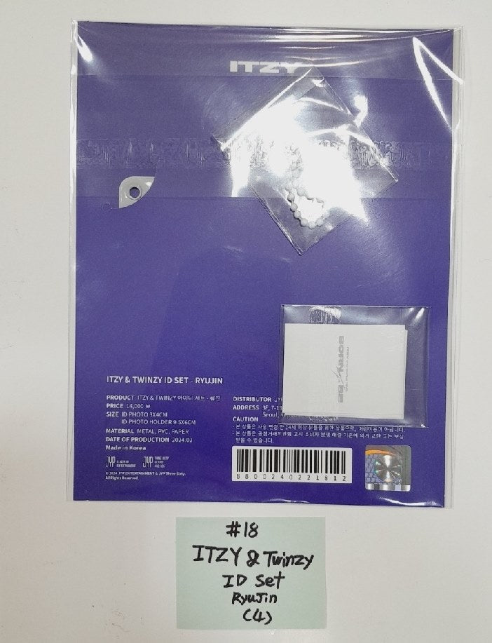 Itzy "BORN To BE" 2ND WORLD TOUR - Official MD [Image Picket, Picket Cover, Holder Strap, Phone Tab, ID Set, Special Ticket Set] [24.2.24] - HALLYUSUPERSTORE