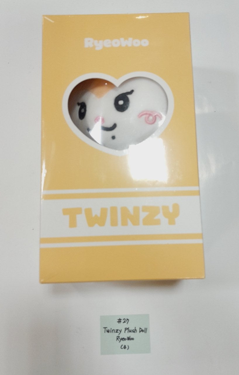 Itzy "BORN To BE" 2ND WORLD TOUR - Official MD (2) [24.2.24] - HALLYUSUPERSTORE