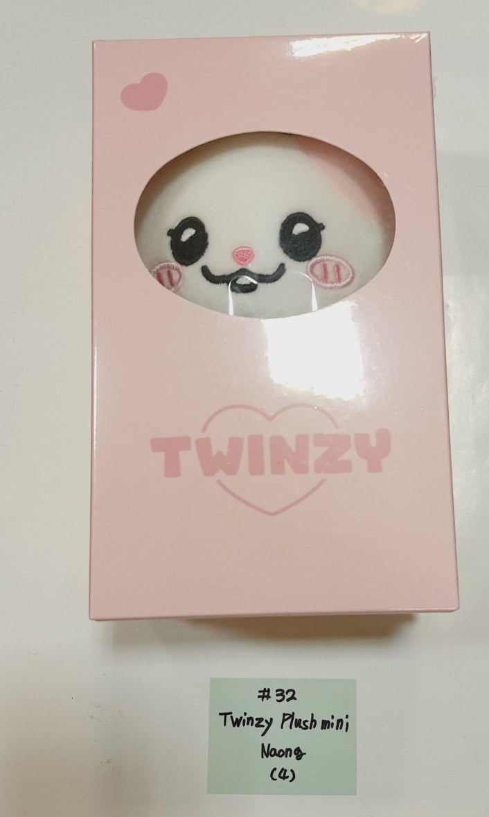 Itzy "BORN To BE" 2ND WORLD TOUR - Official MD (2) [24.2.24] - HALLYUSUPERSTORE