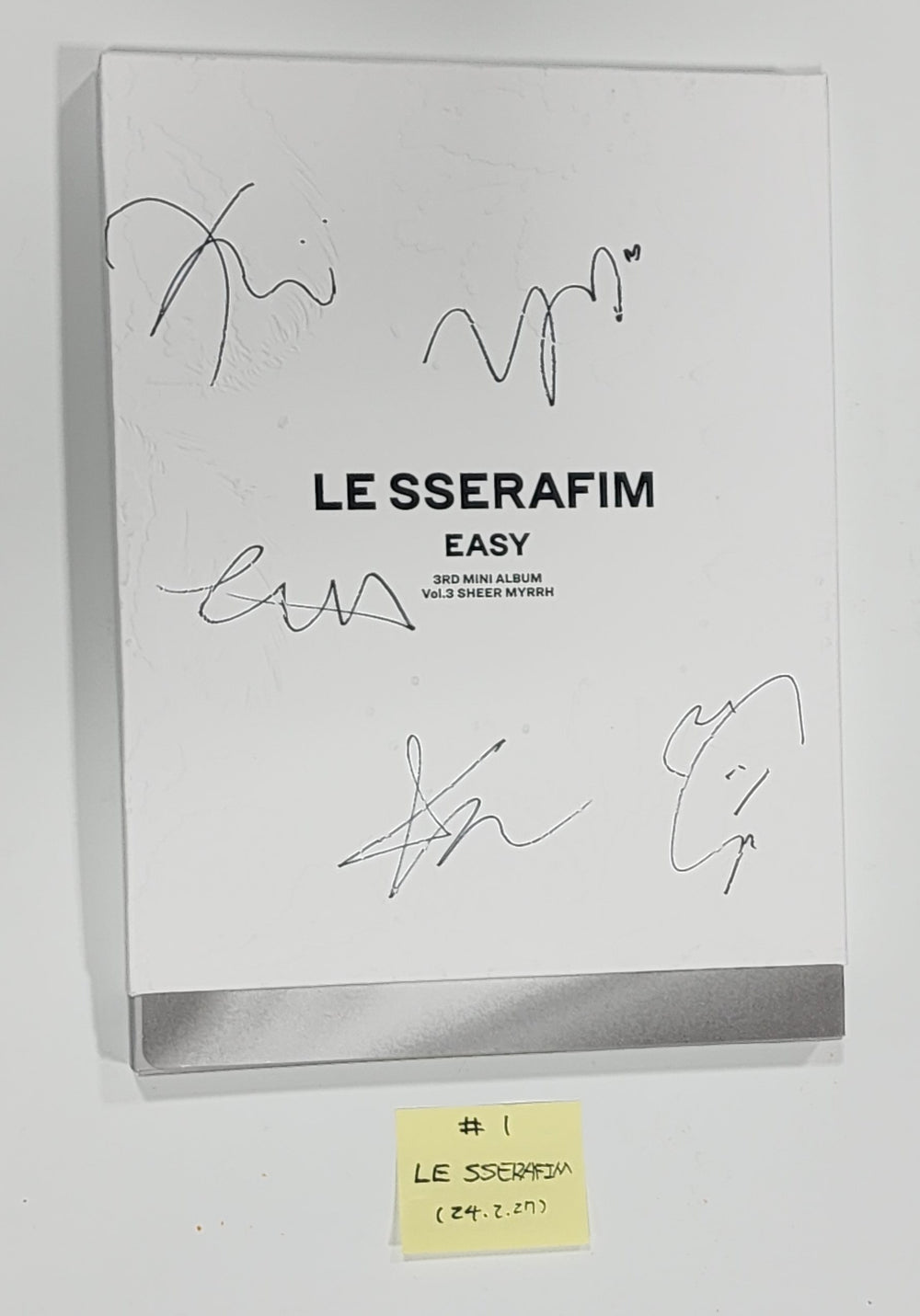 LE SSERAFIM "EASY", Moonbyul "Starlit of Muse" [Printed], TRI.BE "Diamond" - Hand Autographed(Signed) Album [24.2.27] - HALLYUSUPERSTORE