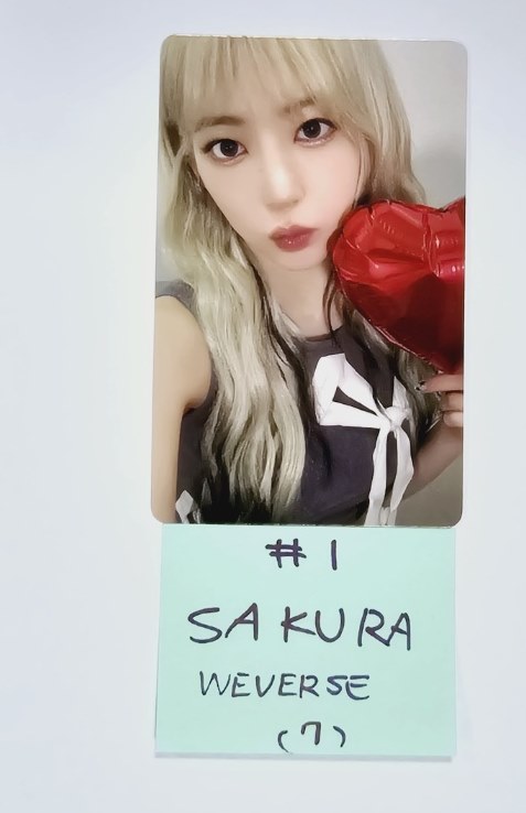 Le Sserafim 3rd Mini "EASY" - Weverse Shop Show Case Event Photocard [24.2.28] - HALLYUSUPERSTORE