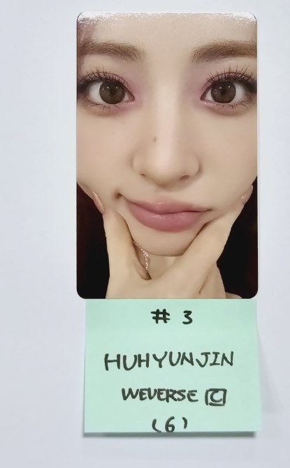Le Sserafim 3rd Mini "EASY" - Weverse Shop Show Case Event Photocard [Compact Ver.] [24.2.28] - HALLYUSUPERSTORE