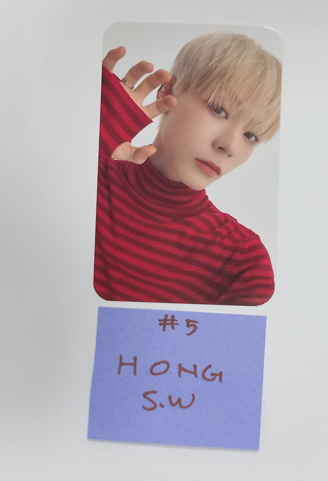 POW "Valentine" - Soundwave Fansign Event Photocard [24.2.29] - HALLYUSUPERSTORE