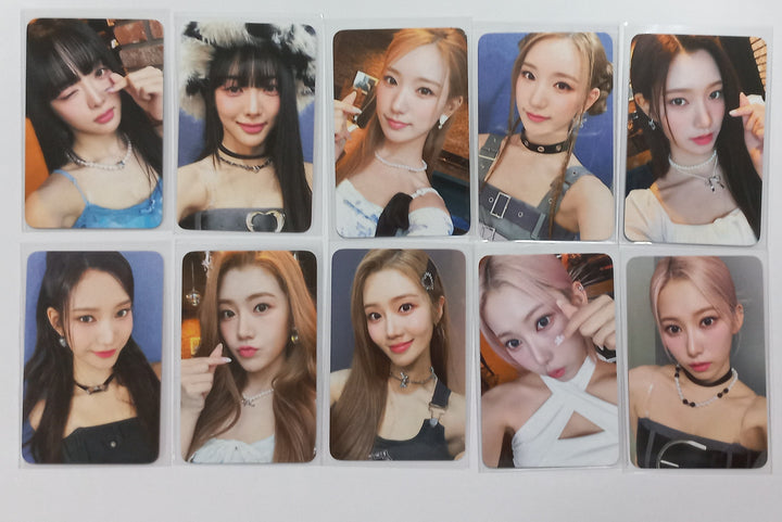 Geenius - Withmuu Photobook Pre-Order Benefit Photocard [24.2.29] - HALLYUSUPERSTORE