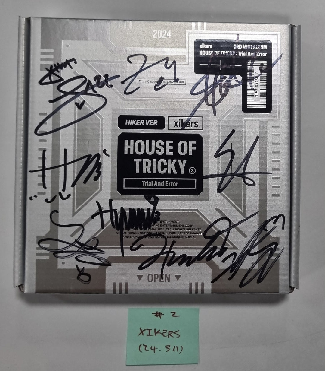 Xikers "HOUSE OF TRICKY : Trial And Error" - Hand Autographed(Signed) Promo Album [24.3.11] - HALLYUSUPERSTORE