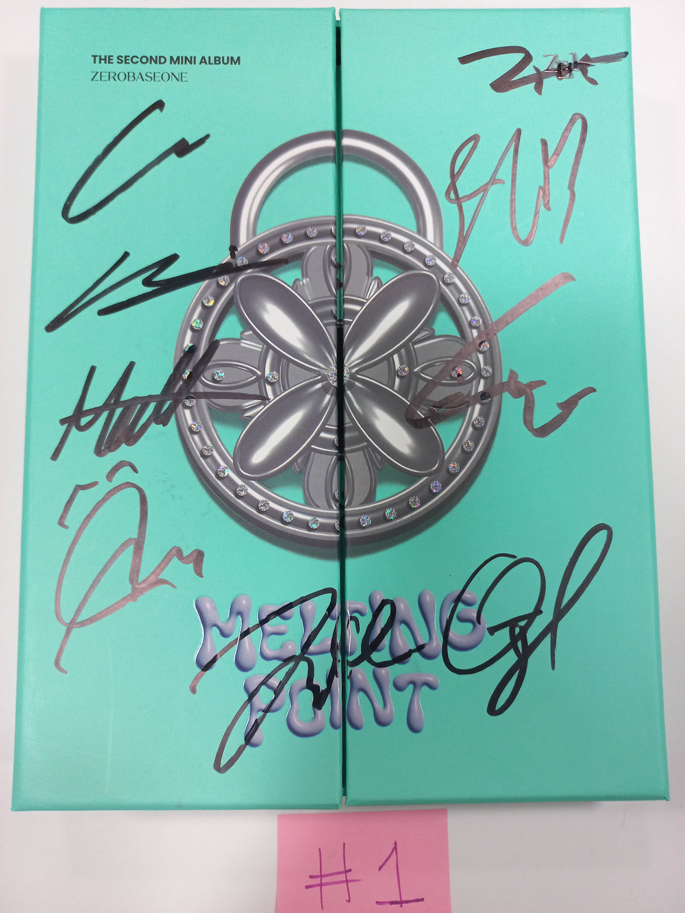ZEROBASEONE (ZB1) - Hand Autographed(Signed) Promo Album [24.3.21] - HALLYUSUPERSTORE
