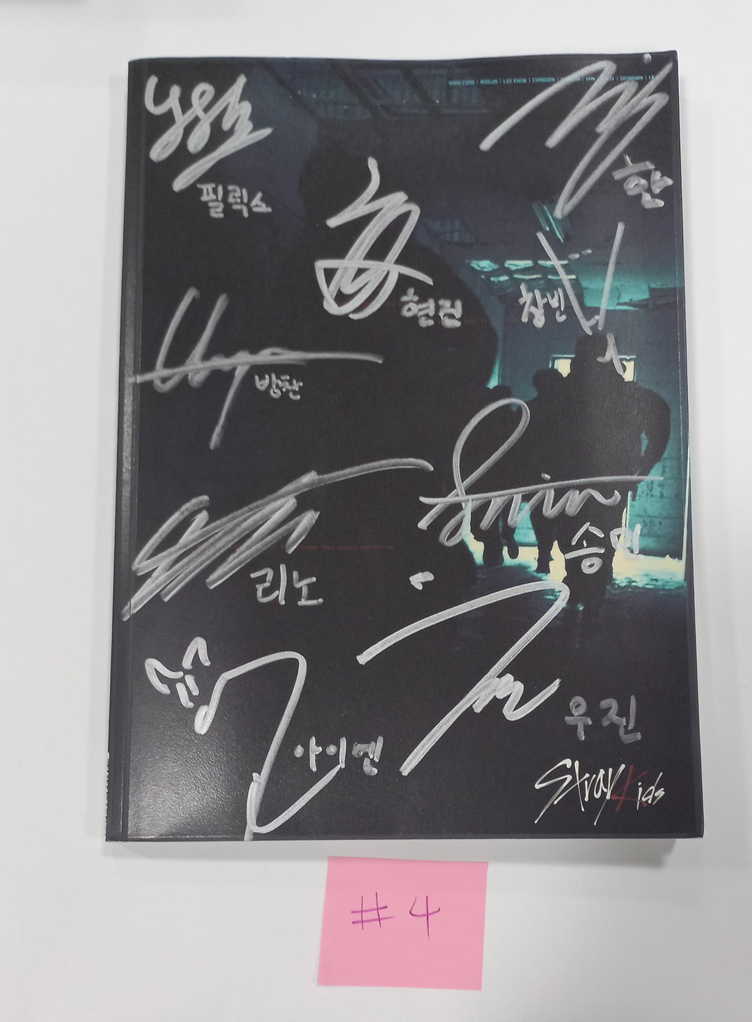 Stray Kids - Hand Autographed(Signed) Promo Album [24.3.21] - HALLYUSUPERSTORE