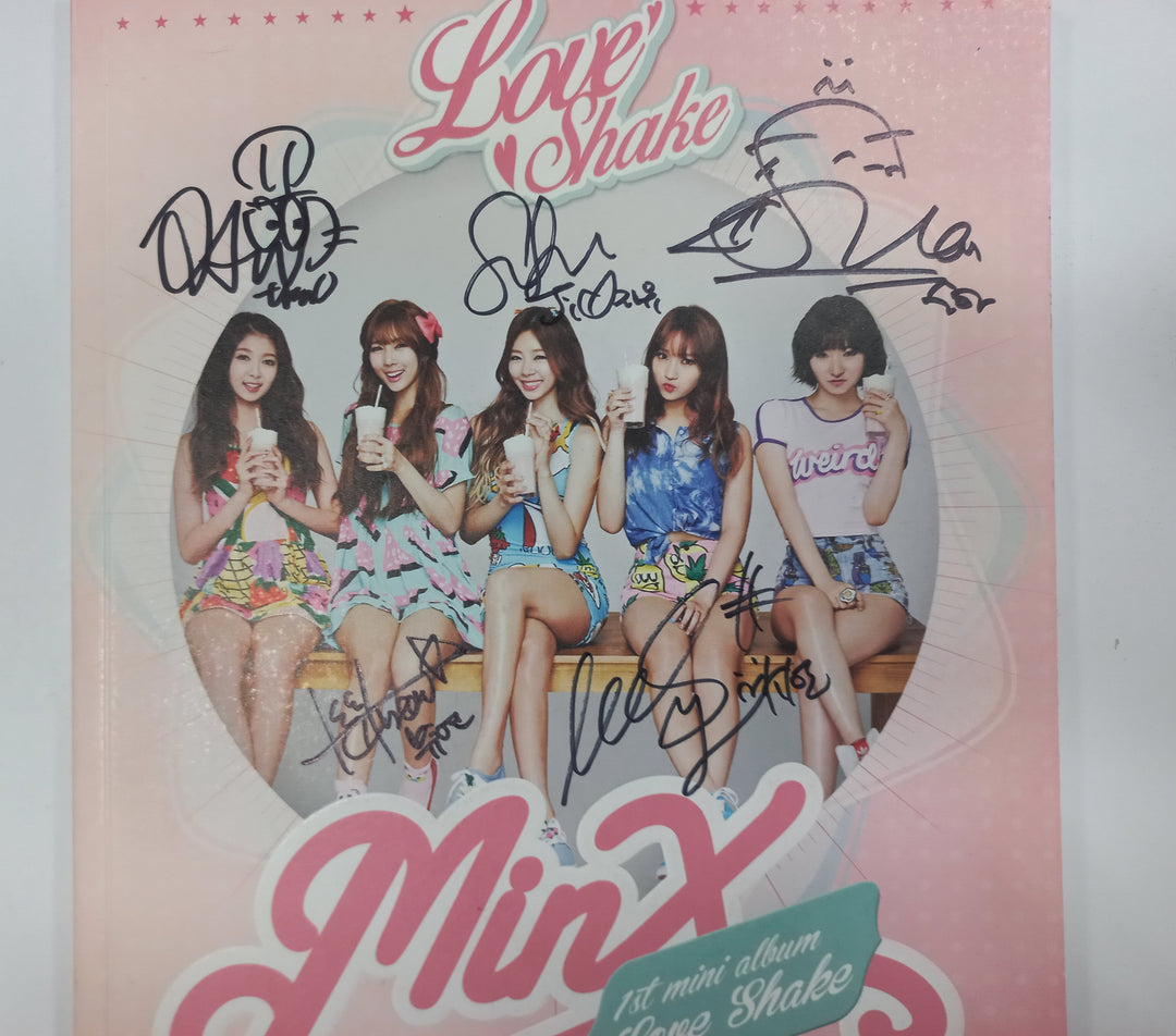 MinX "Love Shake" - Hand Autographed(Signed) Promo Album [24.3.21] - HALLYUSUPERSTORE