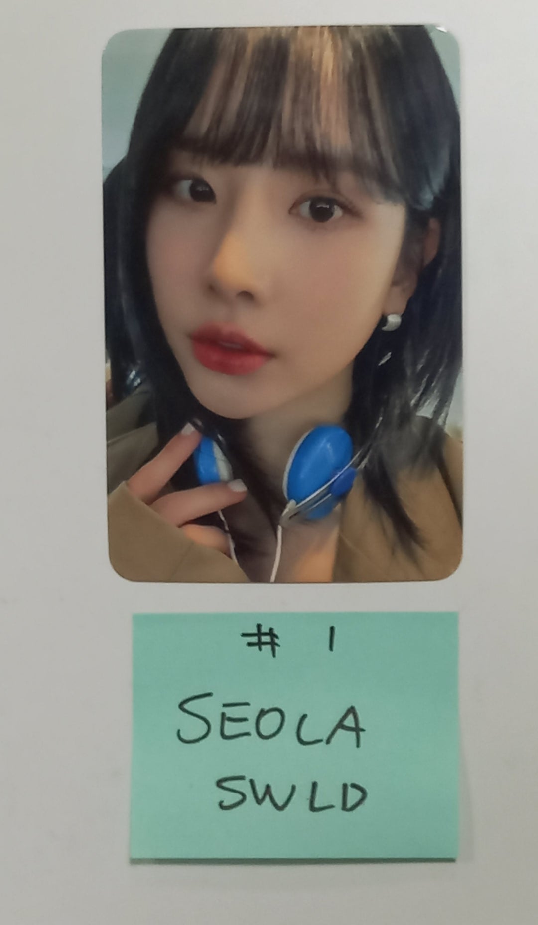 SEOLA (Of WJSN) "INSIDE OUT" - Soundwave Lucky Draw Event Photocard [24.3.25] - HALLYUSUPERSTORE