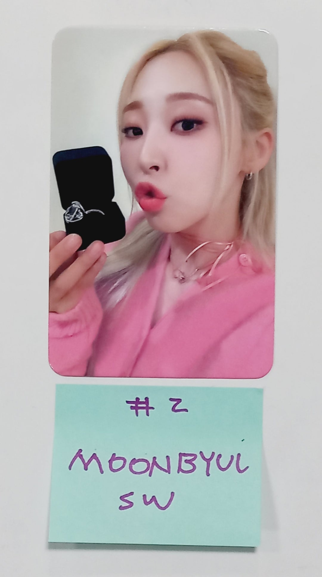 MOONBYUL "Starlit of Muse" - Soundwave Fansign Event Photocard [24.3.25] - HALLYUSUPERSTORE