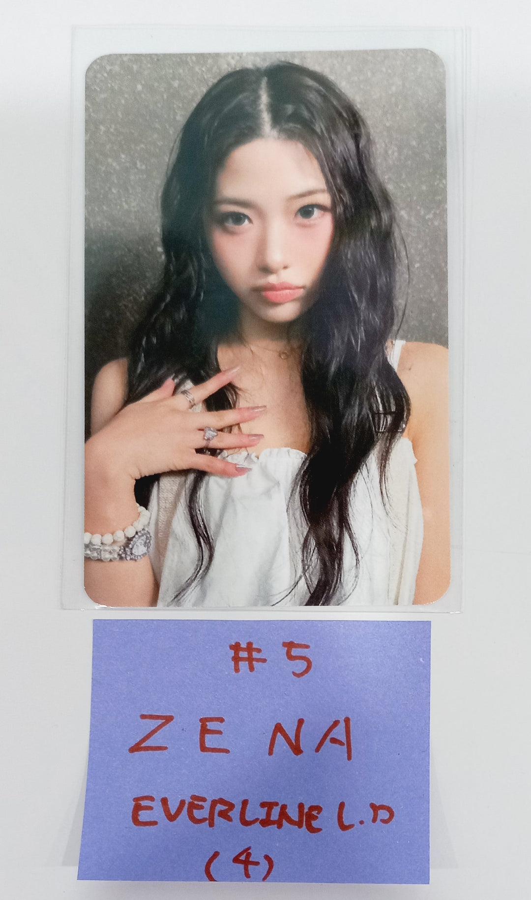 RESCENE "Re:Scene" - Everline Lucky Draw Event Photocard [24.3.27] - HALLYUSUPERSTORE