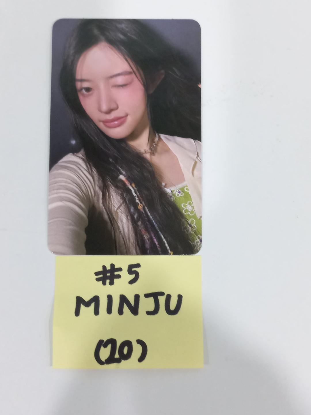 ILLIT "SUPER REAL ME" - Official Photocard [24.3.27] - HALLYUSUPERSTORE