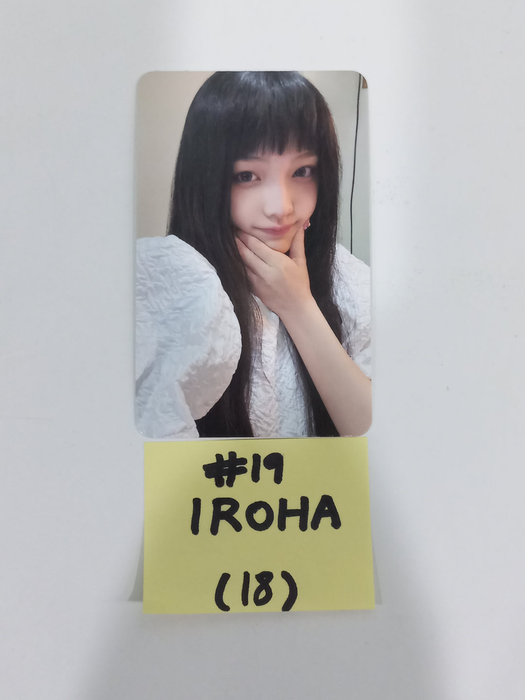 ILLIT "SUPER REAL ME" - Official Photocard [24.3.27] - HALLYUSUPERSTORE