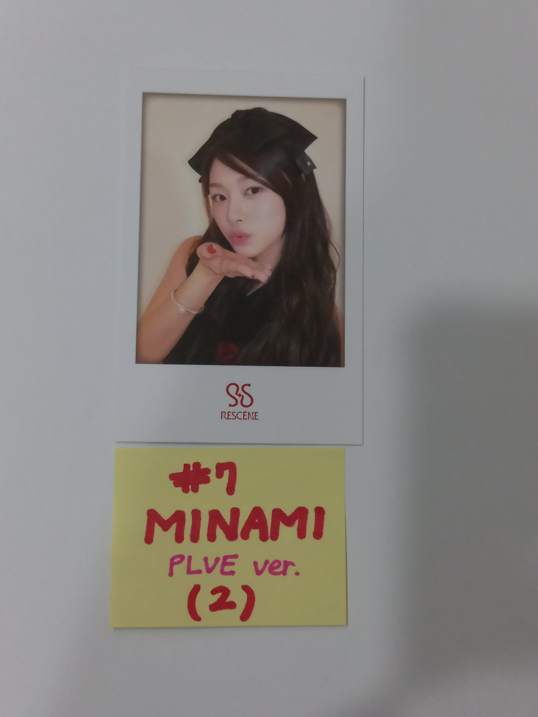 RESCENE "Re:Scene" - Official Photocard [PLVE Ver.] [24.3.28] - HALLYUSUPERSTORE