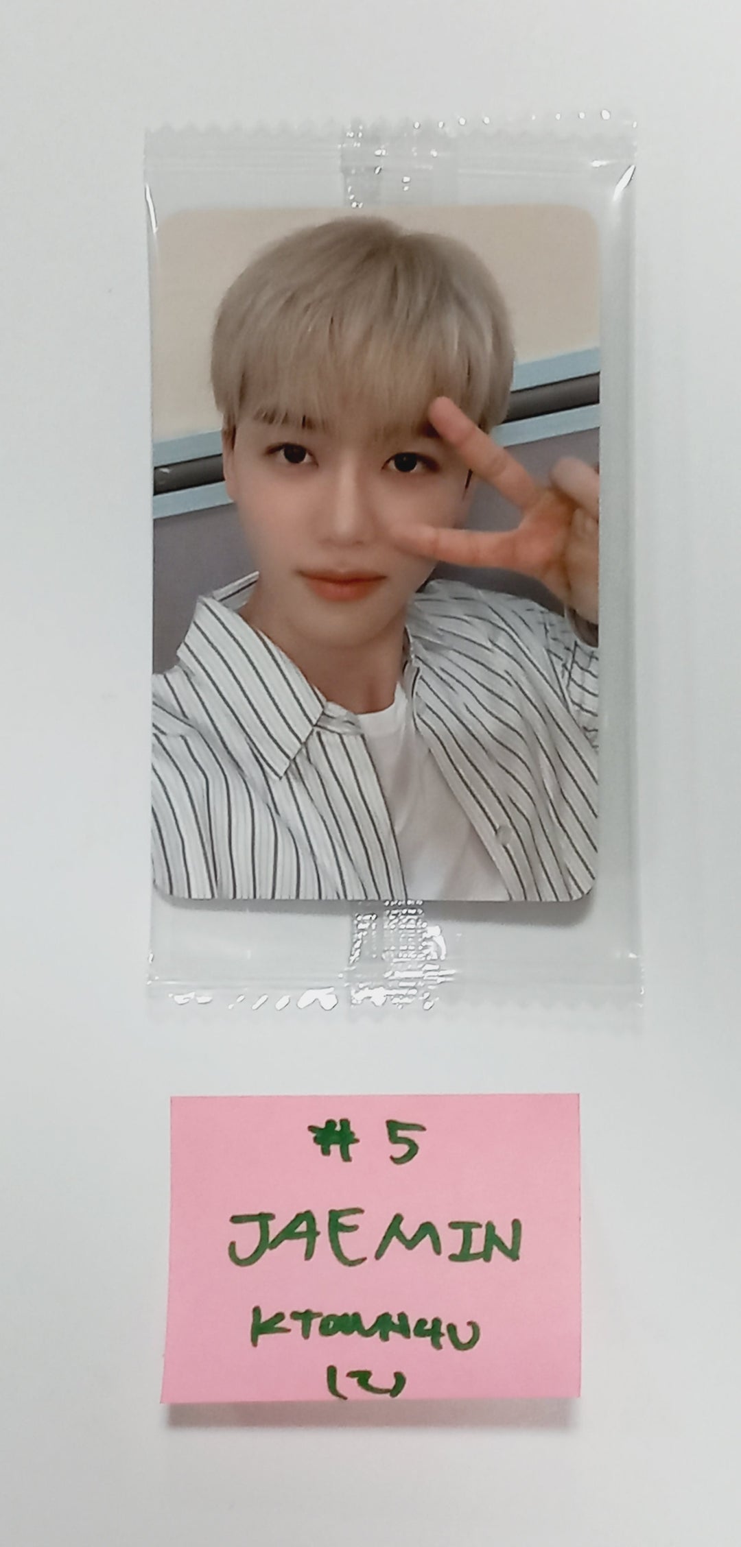NCT DREAM "DREAM( )SCAPE" - Ktown4U Pre-Order Benefit Photocard [24.4.1] - HALLYUSUPERSTORE
