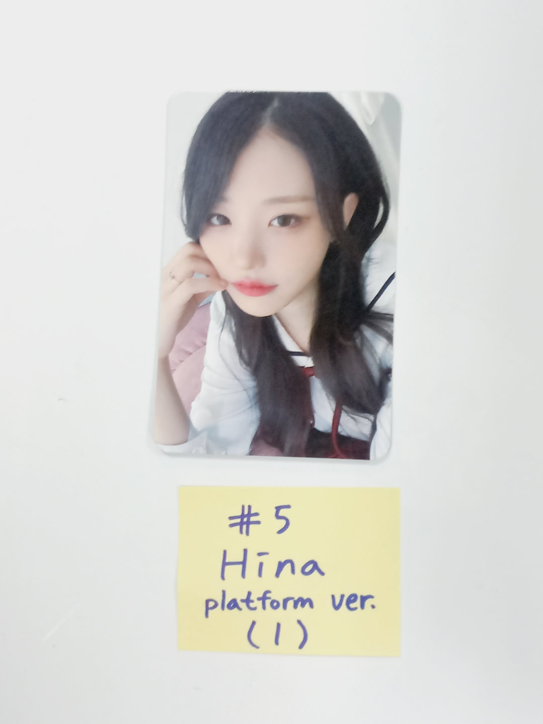 QWER "MANITO" - Official Photocard [Platform Ver.] [24.4.9] - HALLYUSUPERSTORE