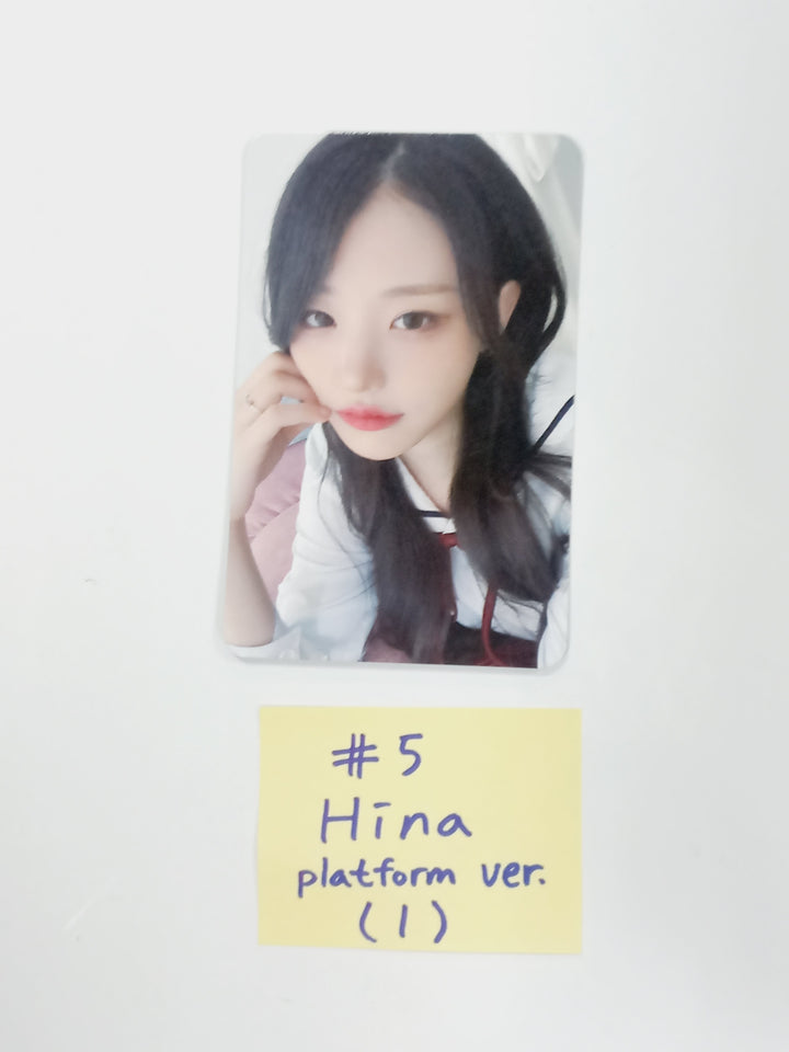 QWER "MANITO" - Official Photocard [Platform Ver.] [24.4.9] - HALLYUSUPERSTORE