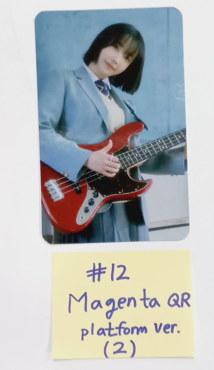 QWER "MANITO" - Official Photocard [Platform Ver.] [24.4.9] - HALLYUSUPERSTORE