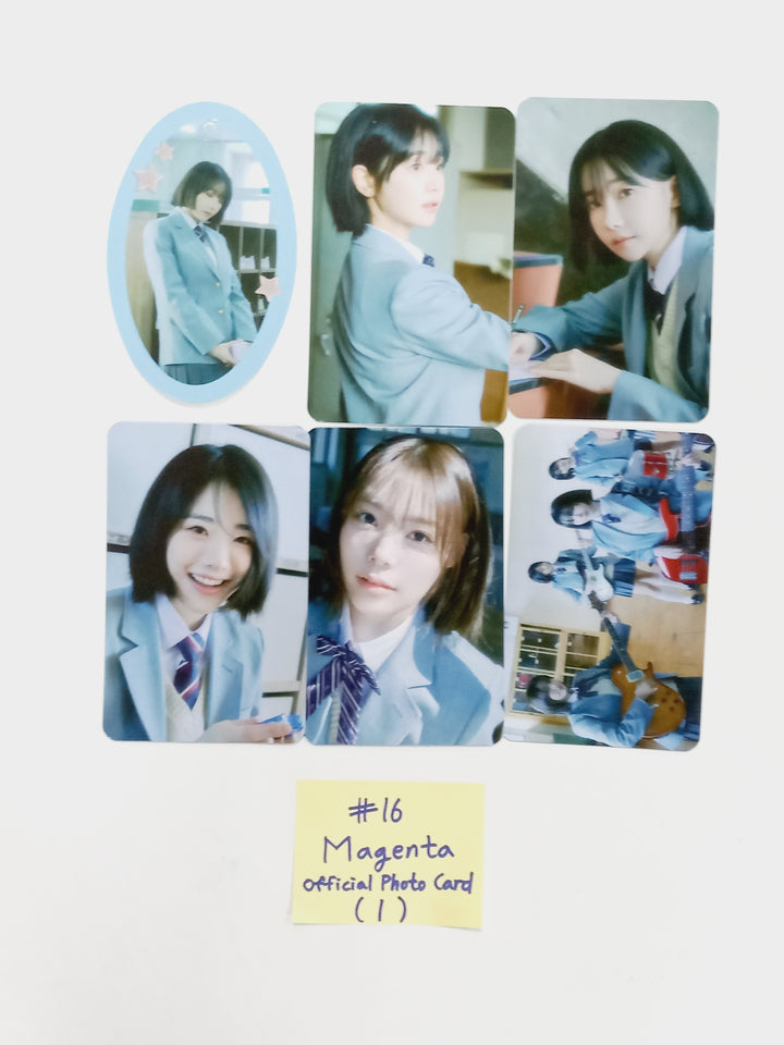 QWER "MANITO" - Official Photocard [Platform Ver.] [24.4.9] - HALLYUSUPERSTORE
