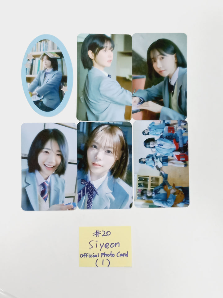 QWER "MANITO" - Official Photocard [Platform Ver.] [24.4.9] - HALLYUSUPERSTORE