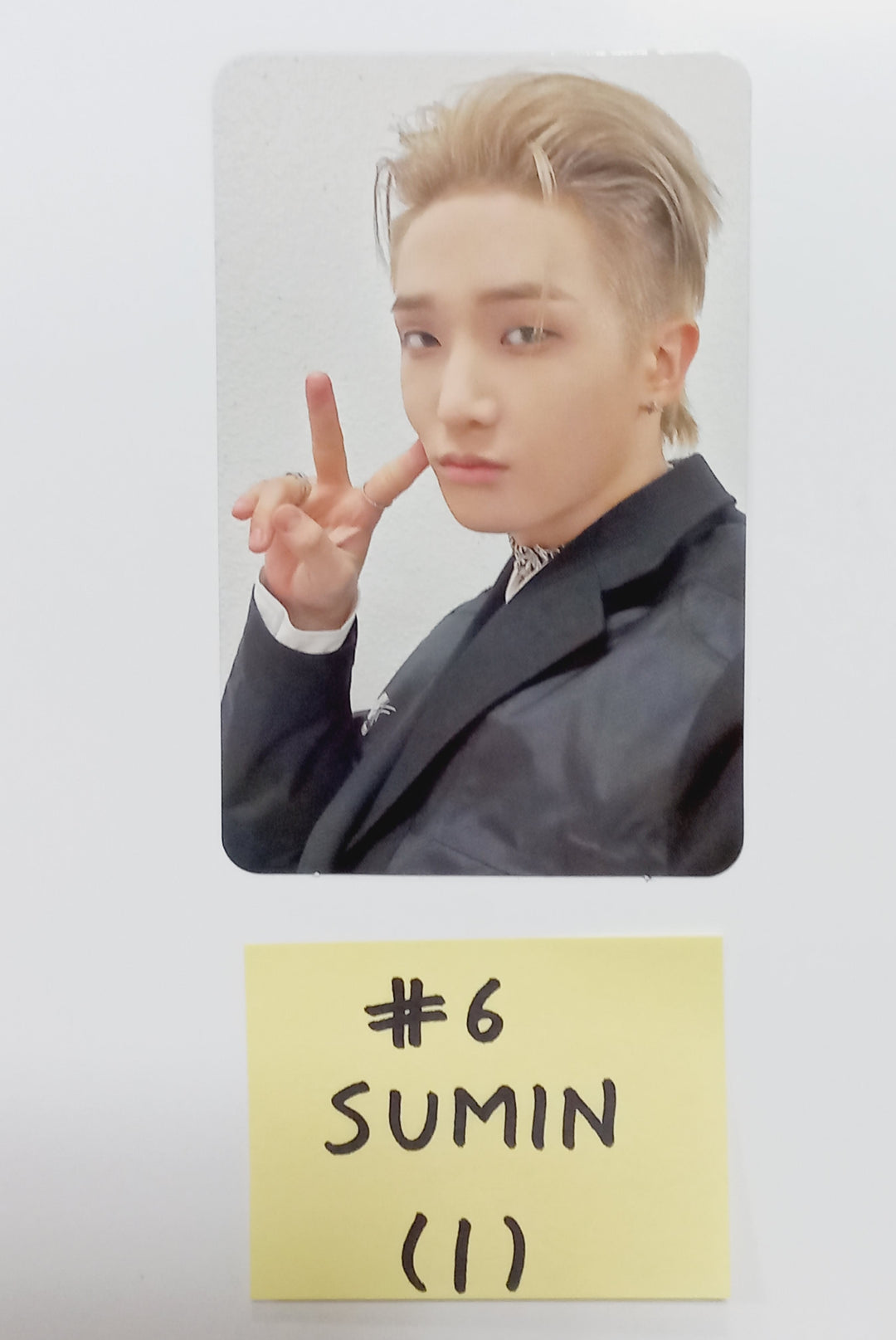 Xikers "HOUSE OF TRICKY : Trial And Error" - Official Trading Photocard [24.4.12] - HALLYUSUPERSTORE