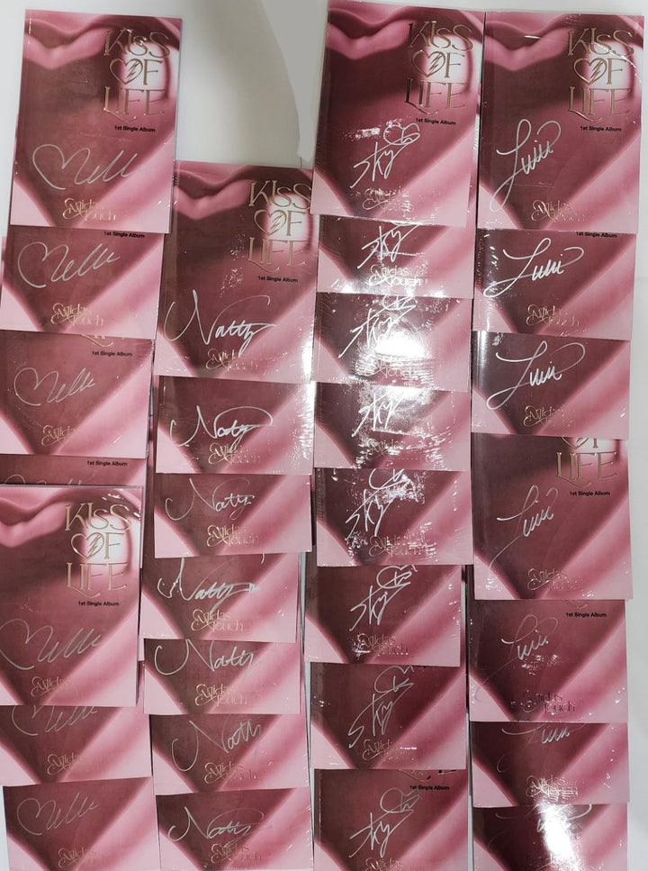 KISS OF LIFE "Midas Touch" - Hand Autographed(Signed) Album [24.4.15] - HALLYUSUPERSTORE