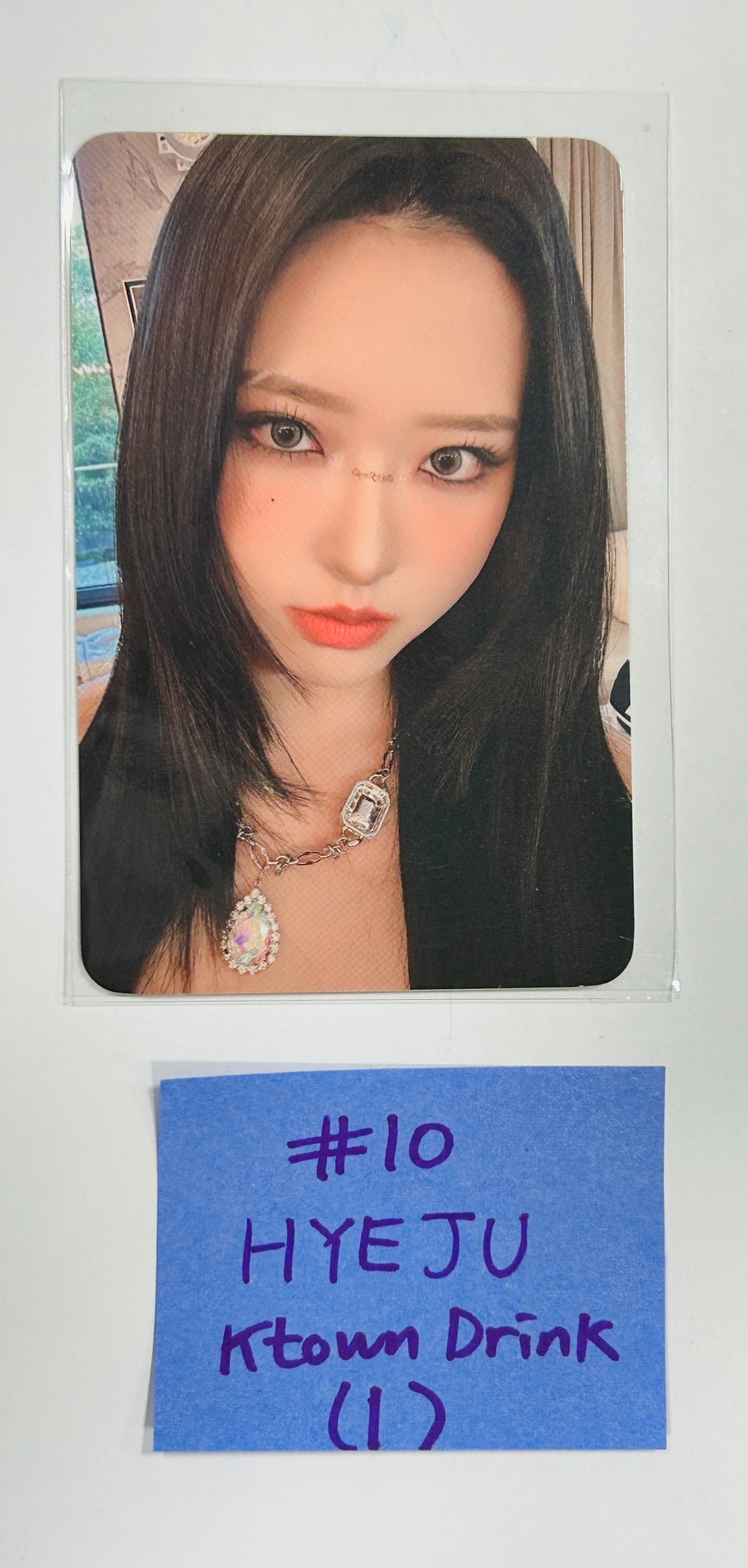 Loossemble "One of a Kind" - Ktown4U Luckydraw &amp; Drink Event Photocard [24.4.17] - HALLYUSUPERSTORE