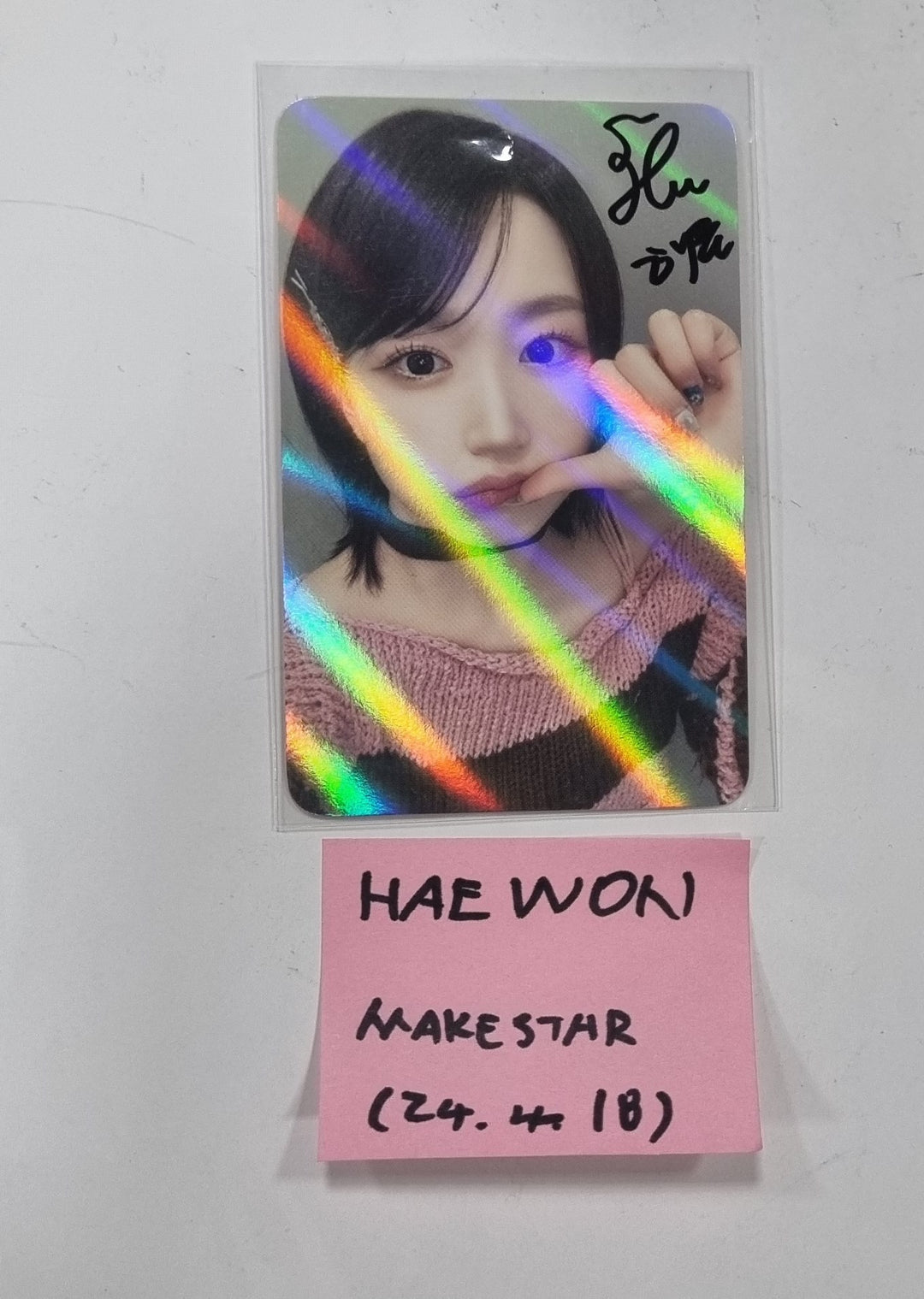 Haewon (Of NMIXX) "Fe3O4: BREAK" - Hand Autographed(Signed) Hologram Photocard [24.4.18] (Restocked 4/19) - HALLYUSUPERSTORE