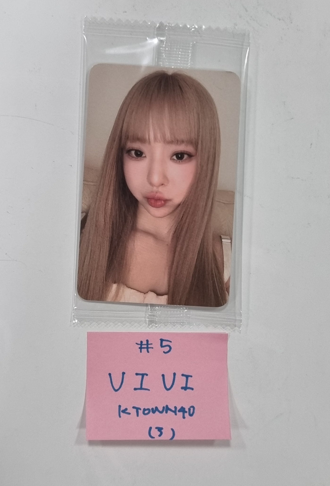 Loossemble "One of a Kind" - Ktown4U Fansign Event Photocard [24.4.18] - HALLYUSUPERSTORE