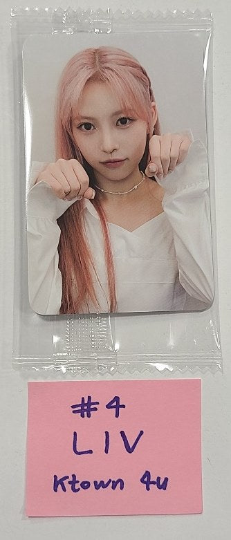 RESCENE "Re:Scene" - Ktown4U Pre-Order Benefit Photocard [24.4.18] - HALLYUSUPERSTORE