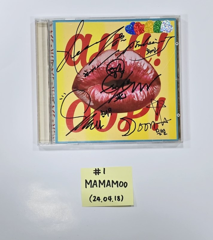 Mamamoo and Solar, Whee In, Hwasa, Moonbyul (of Mamamoo) - Hand Autographed(Signed) Promo Album [24.4.18] - HALLYUSUPERSTORE