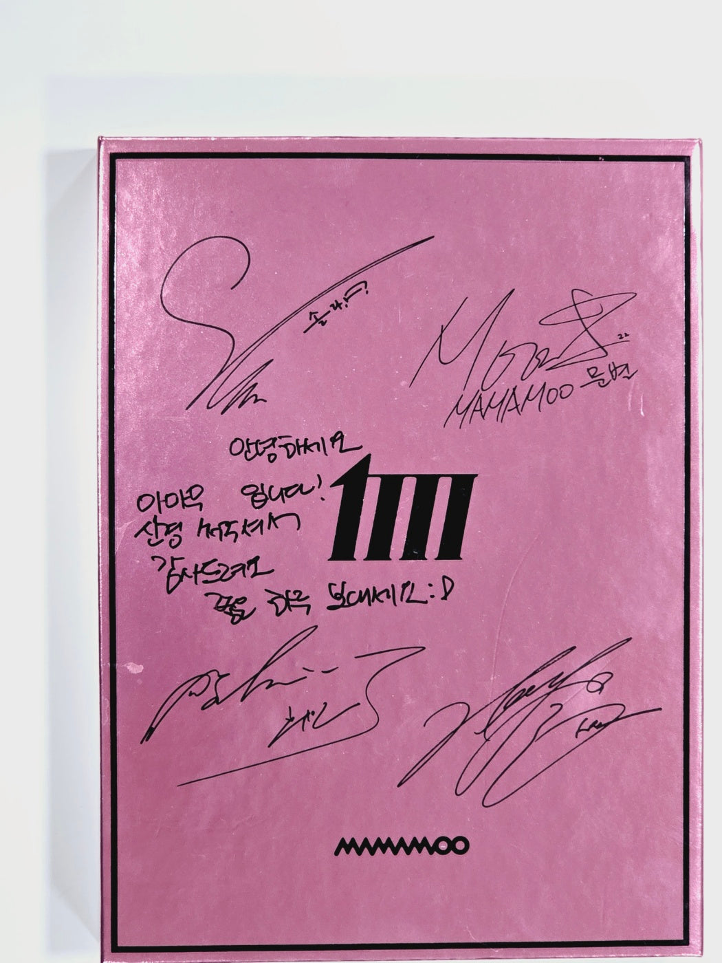 Mamamoo and Solar, Whee In, Hwasa, Moonbyul (of Mamamoo) - Hand Autographed(Signed) Promo Album [24.4.18] - HALLYUSUPERSTORE