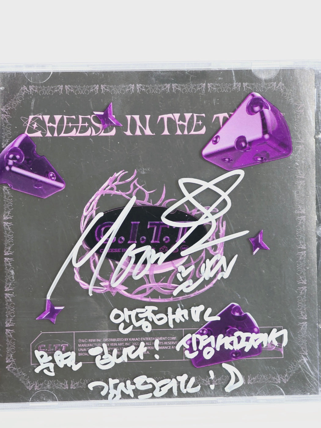 Mamamoo and Solar, Whee In, Hwasa, Moonbyul (of Mamamoo) - Hand Autographed(Signed) Promo Album [24.4.18] - HALLYUSUPERSTORE