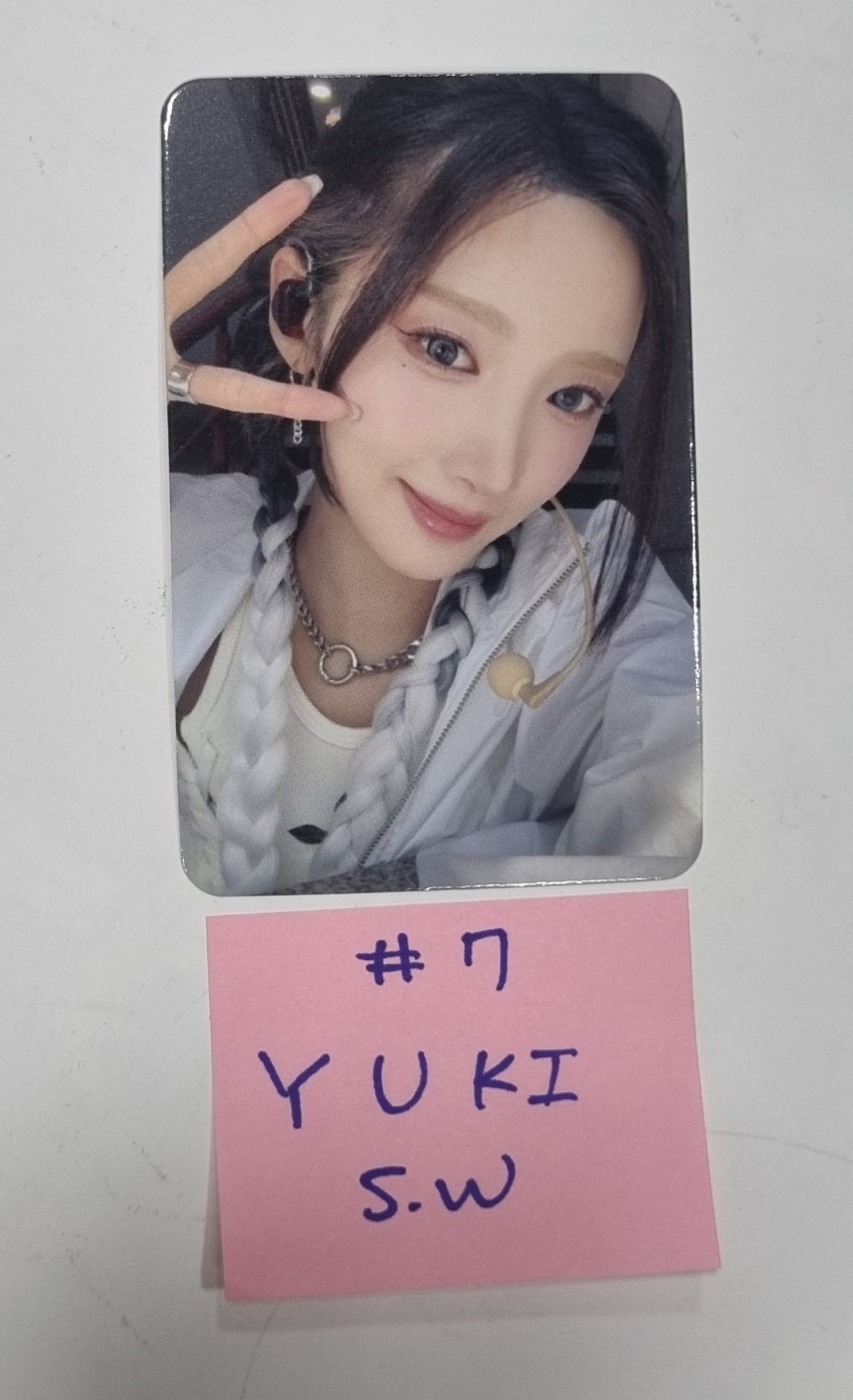 PURPLE KISS "BXX" - Soundwave Fansign Event Photocard Round 4 [24.4.25] - HALLYUSUPERSTORE
