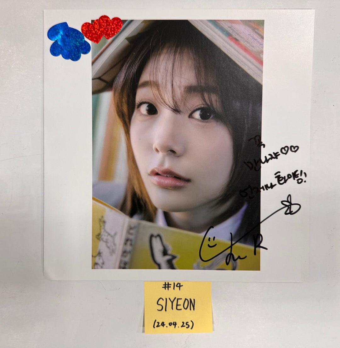 QWER "MANITO" - A Cut Page From Fansign Event Album [24.4.25] - HALLYUSUPERSTORE