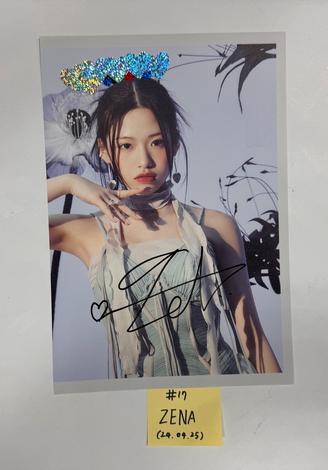 RESCENE "Re:Scene" - A Cut Page From Fansign Event Album [24.4.25] - HALLYUSUPERSTORE