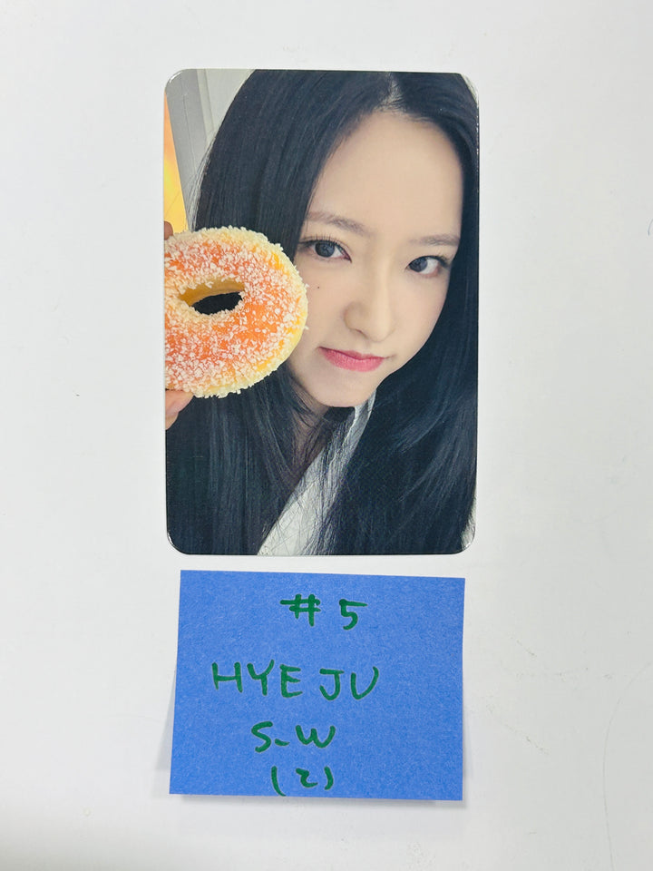 Loossemble "One of a Kind" - Soundwave Fansign Event Photocard [24.4.26] - HALLYUSUPERSTORE
