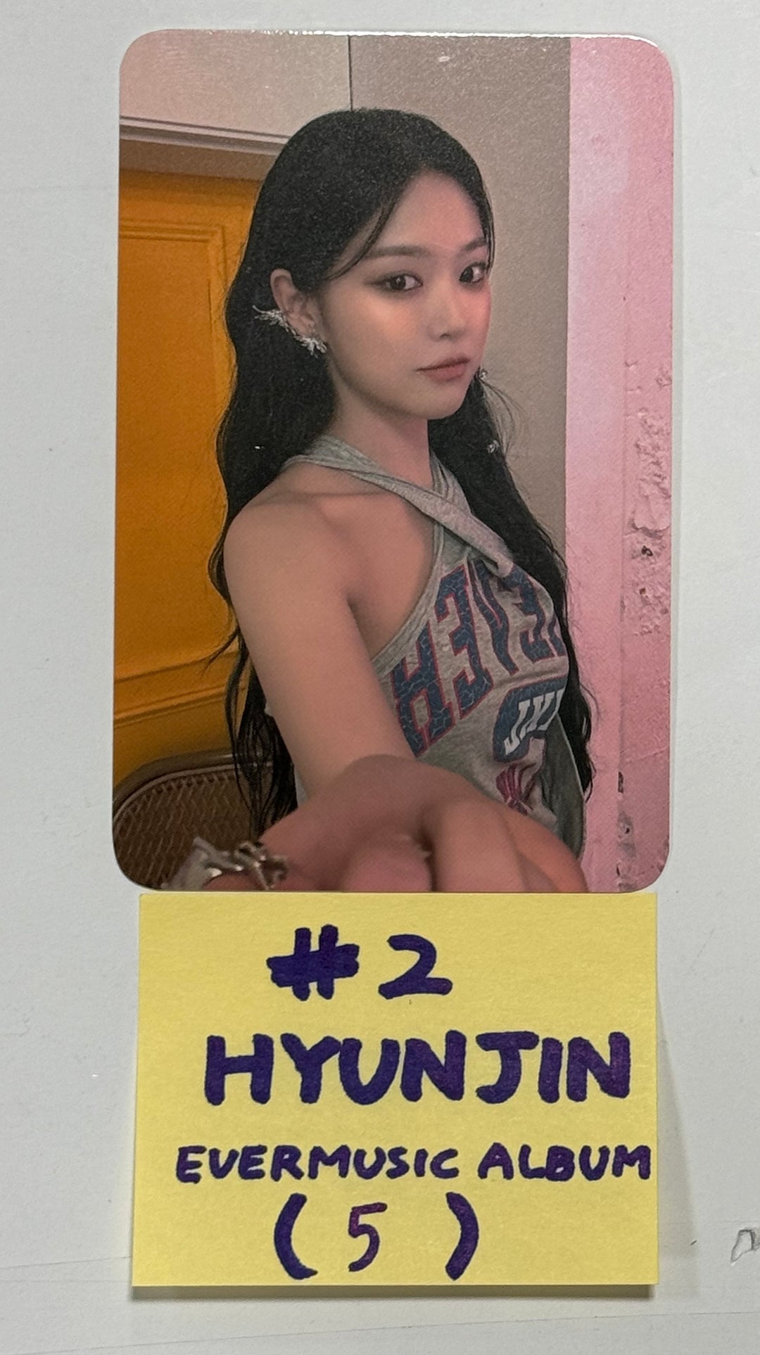 Loossemble "One of a Kind" - Official Photocard [Ever Music Album Ver.] [24.4.26] - HALLYUSUPERSTORE