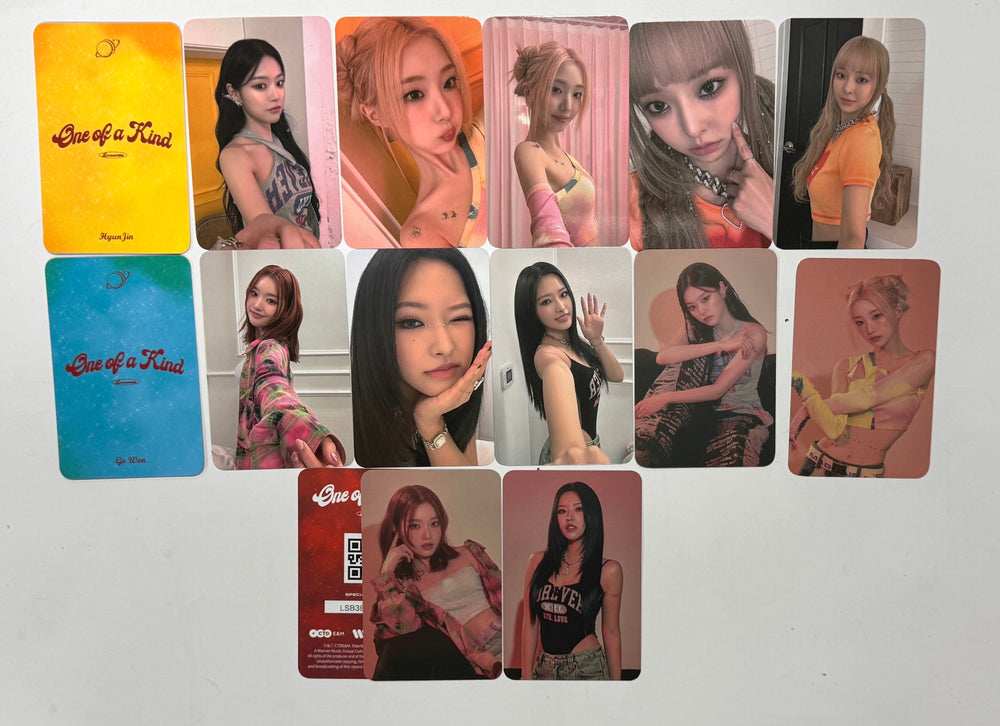 Loossemble "One of a Kind" - Official Photocard [Ever Music Album Ver.] [24.4.26] - HALLYUSUPERSTORE