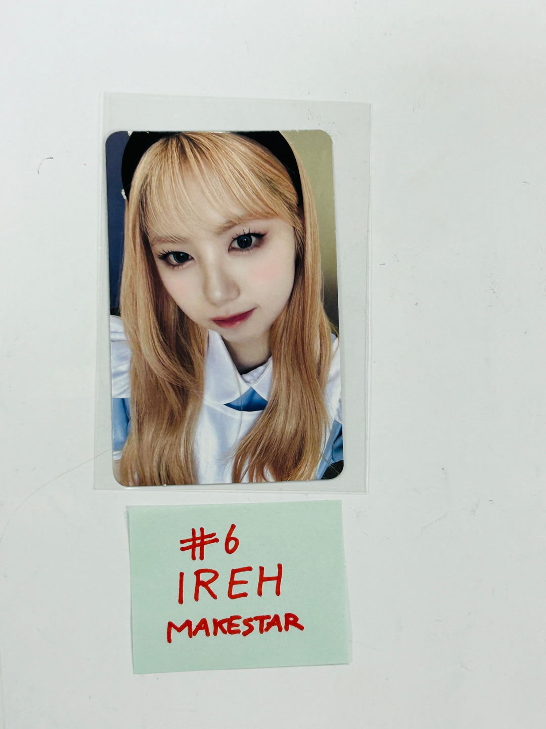 PURPLE KISS "BXX" - Makestar Fansign Event Photocard [24.4.29] - HALLYUSUPERSTORE