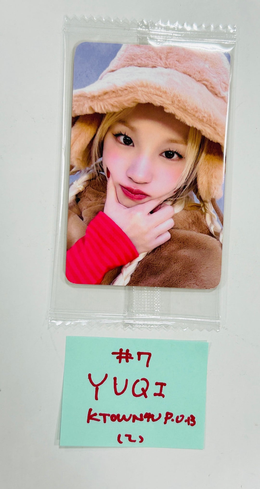 YUQI (Of (G) I-DLE) "YUQ1" - Ktown4U Pre-Order Benefit Photocard [24.4.26] - HALLYUSUPERSTORE