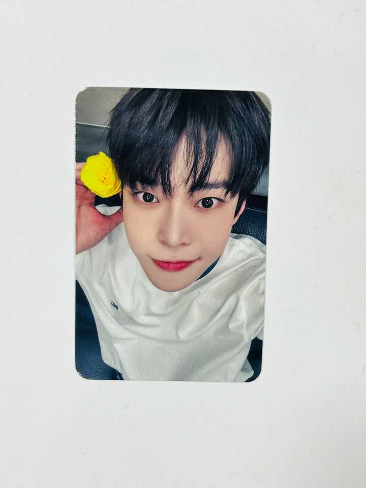 DOYOUNG (Of NCT) "YOUTH" - Soundwave Special Live Event Photocard [24.4.29] - HALLYUSUPERSTORE